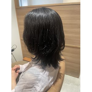 ウルフレイヤー - 半個室型美容室 Sourire 箱崎店【ハンコシツガタビヨウシツスーリールハコザキテン】掲載中