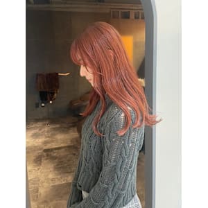 チェリーレッド