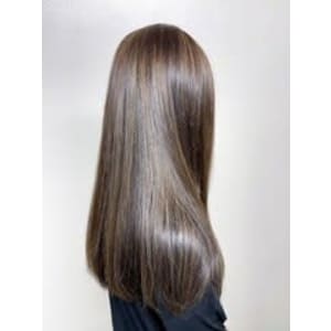 【完全個室サロン】Qant北千住店×スタイル