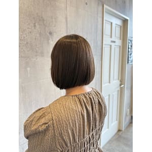 くすみブラウンベージュ