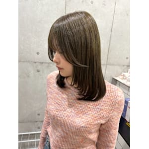 オリーブグレージュ顔まわりレイヤーカット/大通駅個室サロン