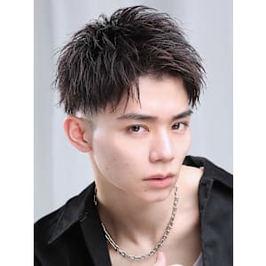 王道シャープアップバング(刈り上げツーブロック)黒髪短髪