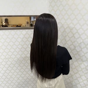 ダークブラウン