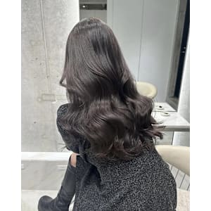 髪質改善＊ヴァイオレットベージュ美髪＊【Zina 渋谷】