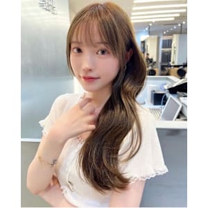 髪質改善透明感くすみベージュ小顔ロング*Zina渋谷