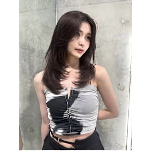 髪質改善＊ブラウンミニウルフレイヤーミディ＊【Zina