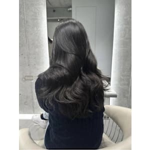 髪質改善＊艶黒髪ウェーブロング＊美髪【Zina】
