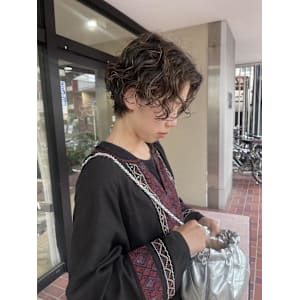 【ハクラ】ショートパーマ ハンサムショート
