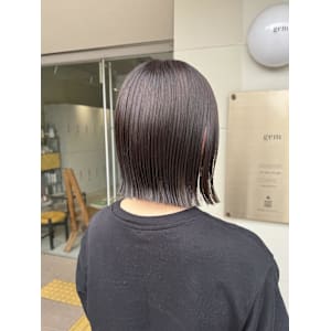 切りっぱなしボブ