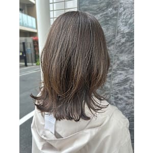 ミディアムレイヤー×オリーブ