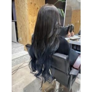 グラデーションカラー - newi 池袋【ネウィ イケブクロ】掲載中