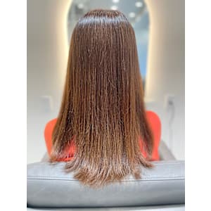 髪質改善縮毛矯正ヘアカラートリートメント