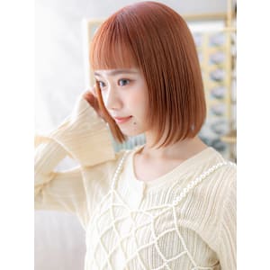 ぱっつん前髪ミルクティーピンク小顔ミニボブ　チェリーレッド