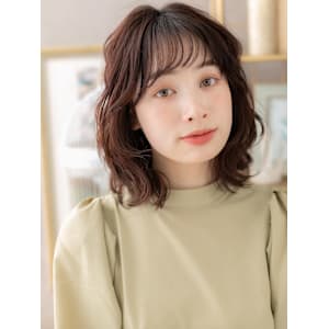 フレンチカジュアル小顔くびれレイヤーウルフ　マロンベージュ