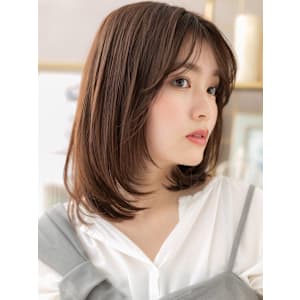 ツヤ感透けバング内巻きワンカールボブディ　マロンベージュ