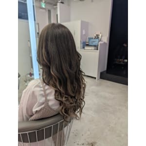 ハイトーンスタイルでイメチェン！ - Bulansis Hair【ブランシス ヘアー】掲載中