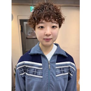 シャドウパーマ