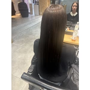 ダークグレージュカラー - newi 池袋【ネウィ イケブクロ】掲載中