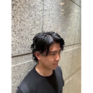 スパイラルパーマ〈理容室〉