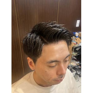 神田ビジネススタイル