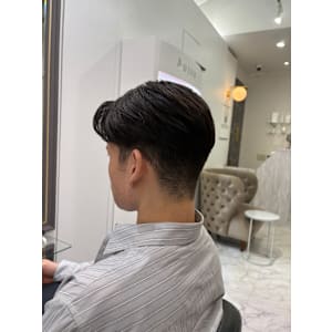 [シノダネネ/表参道/メンズカット/メンズパーマ/メンズ］