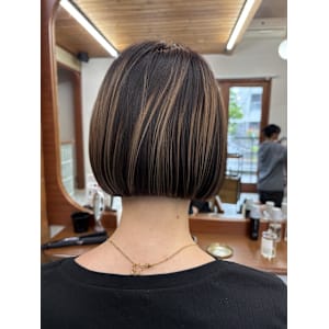 ベージュ系デザインカラー