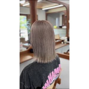 ミルクティーベージュ