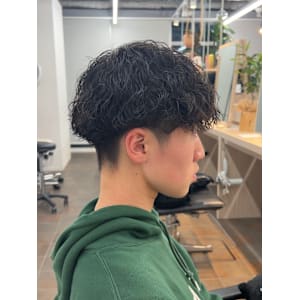 メンズカットツイストスパイラルパーマニュアンスパーマショート