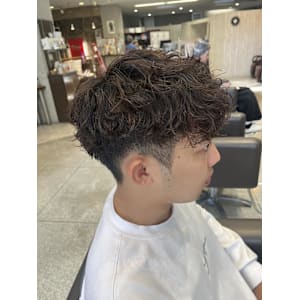 メンズ強めシャドウパーマ