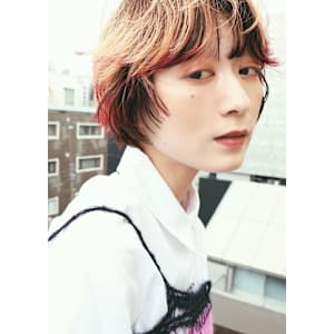 ステップボーンカット/ハンサムショート/デザインカラー