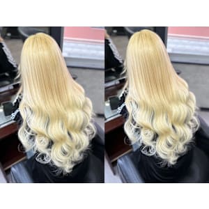 韓国系BIZEカラーエクステ梅田×スタイル