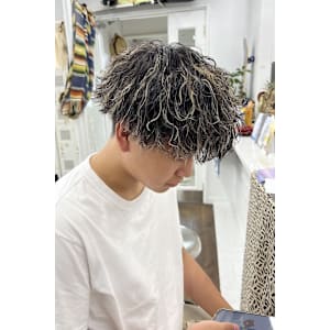メンズパーマ×メンズブリーチ メンズヘアサロン YUIMAR