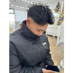 メンズパーマ×メンズブリーチ メンズヘアサロン YUIMAR