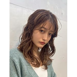 エアリーパーマ/似合わせカット/ベージュ／アッシュ/Wカラー
