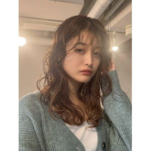 ウェーブパーマ/レイヤーカット/顔周りカット/ウルフカット