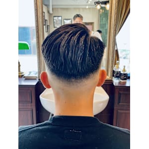 【10代 男性】ロンドン七三スキンフェード（大宮/バーバー）