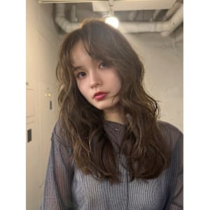 パーマスタイル/ナチュラルウルフ/アッシュベージュ - Farbe【ファルベ】掲載中