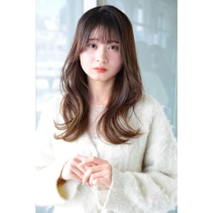 くびれウェーブヘア