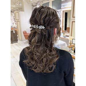 【Neolivekuta】ハーフアップ