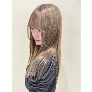 潤ツヤロングヘア