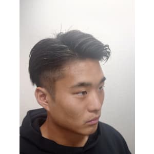 Hair cut design salon Smash田町店