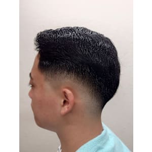 Hair cut design salon Smash田町店