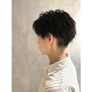 毎日のスタイリングも簡単に♪メンズパーマ