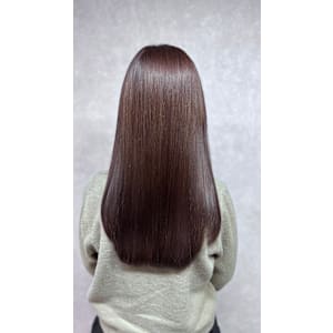 個室 髪質改善 Emily【エミリー】×スタイル