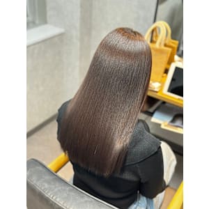 個室 髪質改善 Emily【エミリー】×スタイル