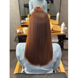 個室 髪質改善 Emily【エミリー】×スタイル