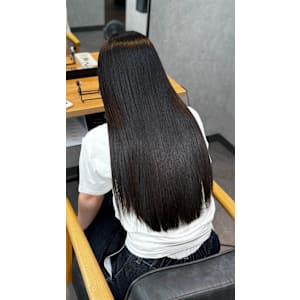 個室 髪質改善 Emily【エミリー】×スタイル