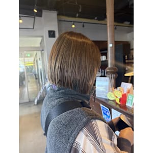 ダブルカラー×くすみベージュ