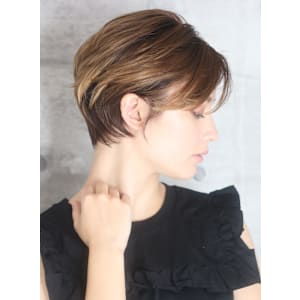 ショート・ボブ/白髪ぼかし/ハイライト/絶壁解消/40代 - INCEPTION  GINZA 銀座【インセプション】掲載中