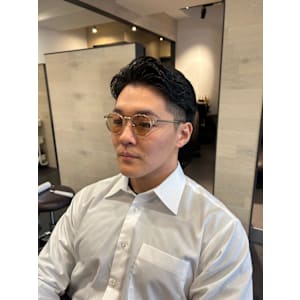 爽やか気流れパーマ